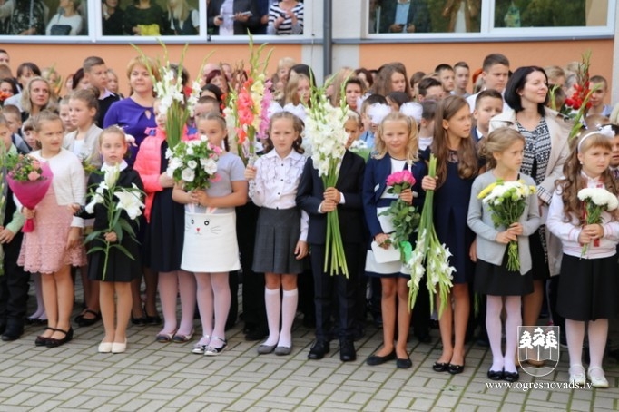 Zinību diena Ogres pilsētas skolās