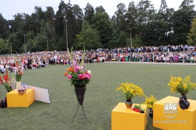 Zinību diena Ogres pilsētas skolās