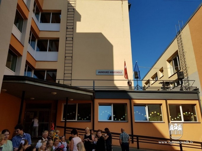 Ogres pilsētas skolās sācies jaunais mācību gads