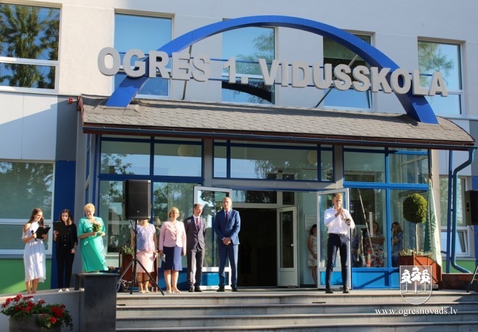 Ogres pilsētas skolās sācies jaunais mācību gads