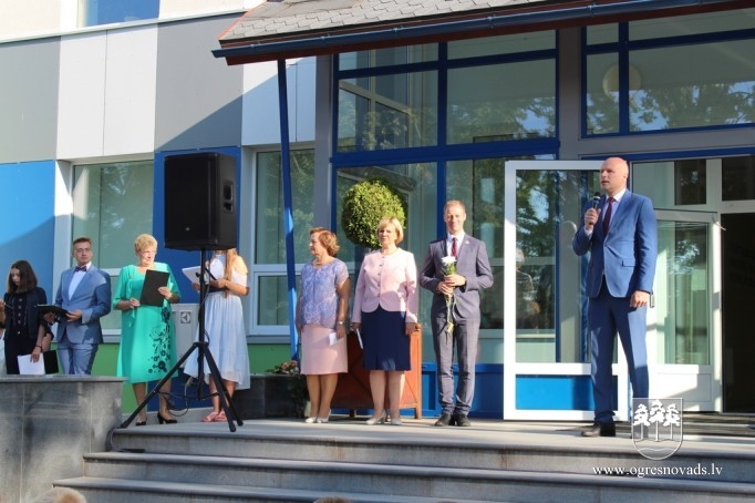 Ogres pilsētas skolās sācies jaunais mācību gads