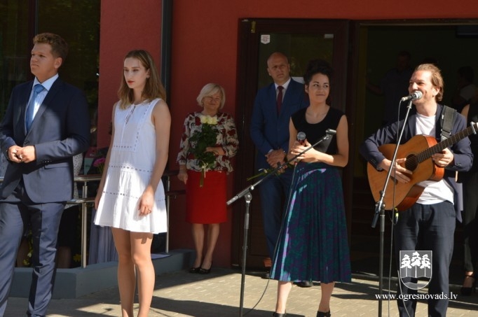 Ogres pilsētas skolās sācies jaunais mācību gads