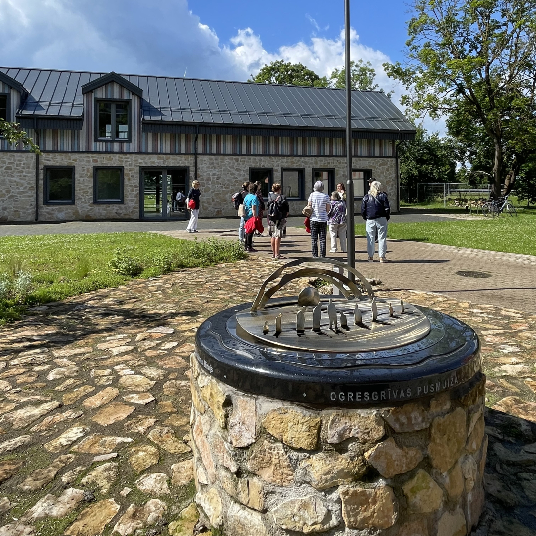 2. Ogresgrīvas pusmuiža