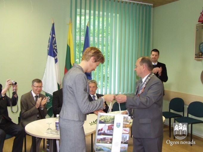Ogres novadam tagad partneri arī Lietuvā