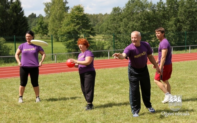 Ogrēnieši uzvar XII pašvaldību darbinieku sporta spēles