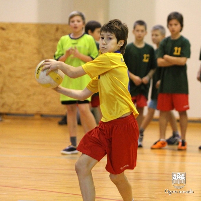 Skolēnu sporta spēļu sacensības