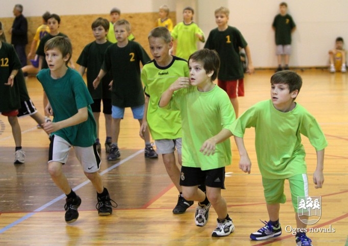 Skolēnu sporta spēļu sacensības
