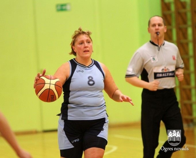 "Ogres" basketbolistēm viena uzvara piecās spēlēs
