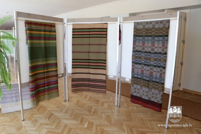 Rokdarbu izstāde Suntažos