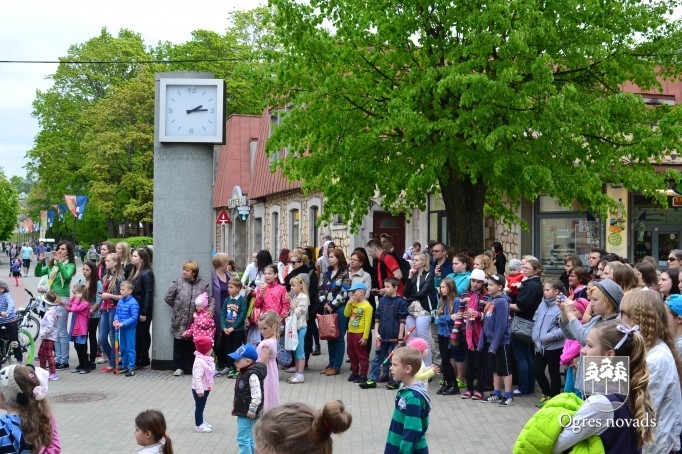 Ogrē noris pasākums “Skola pilsētā”
