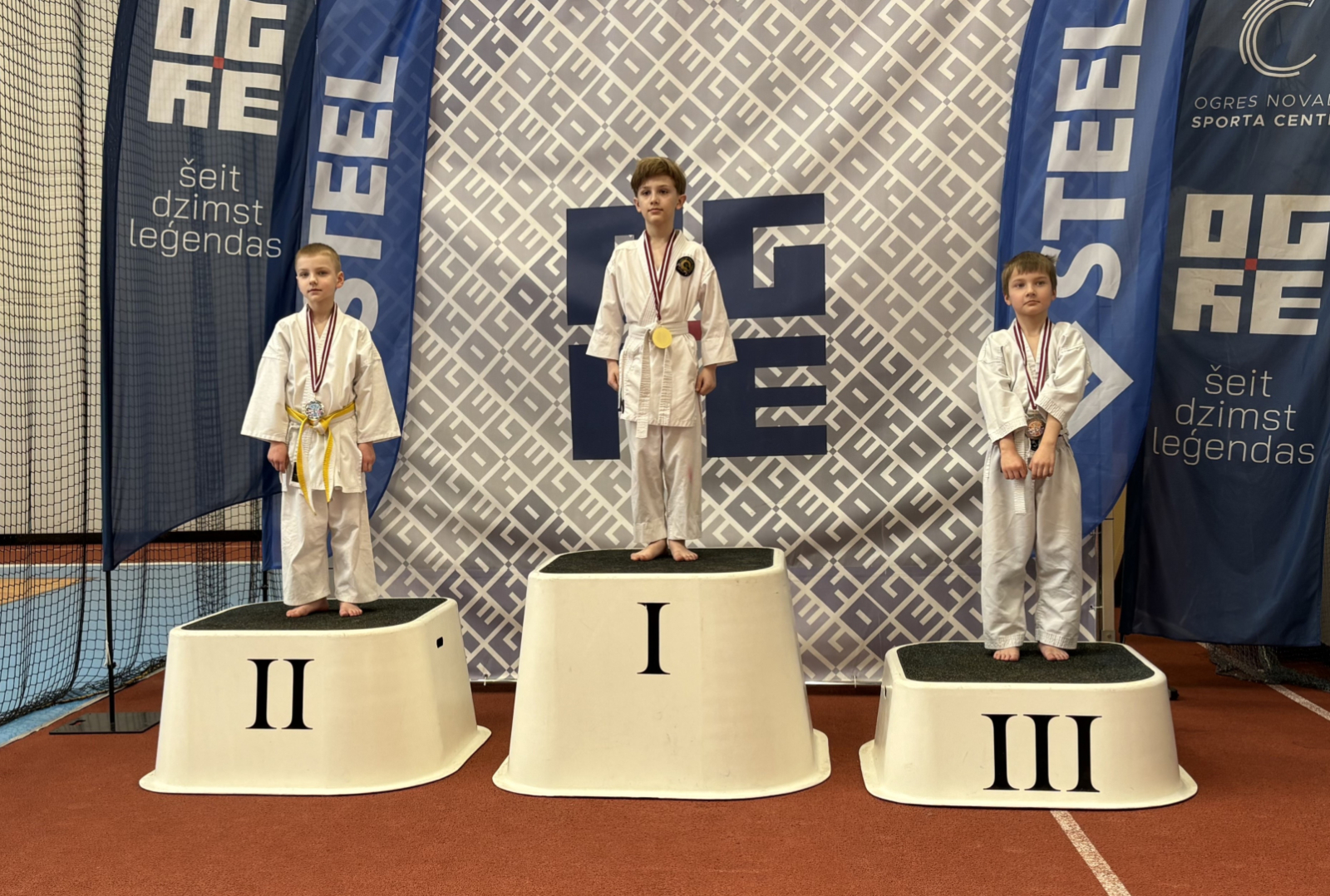 24. Starptautiskā karatē turnīra „Ogre Karate Cup & Games 2026” uzvarētāji uz vietu pjedestāliem