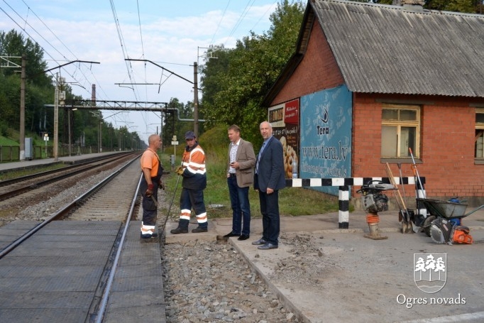 Ogrē turpinās saimnieciskie darbi