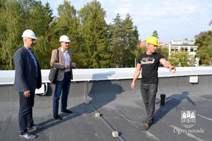 Ogrē turpinās saimnieciskie darbi