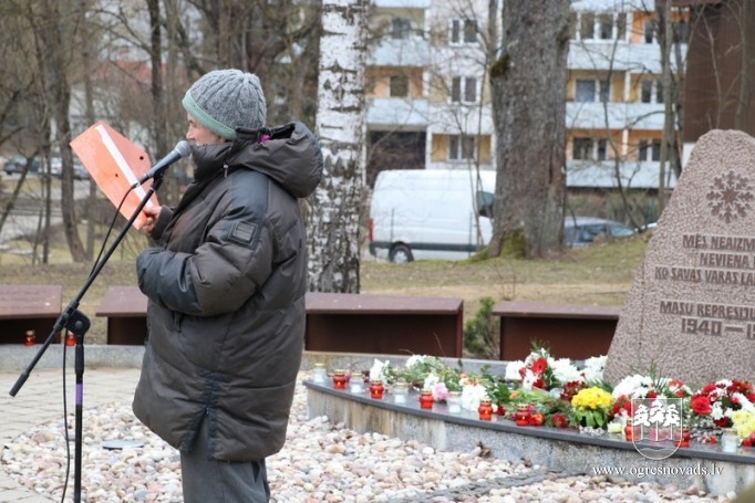 Ogrē piemin represiju upurus
