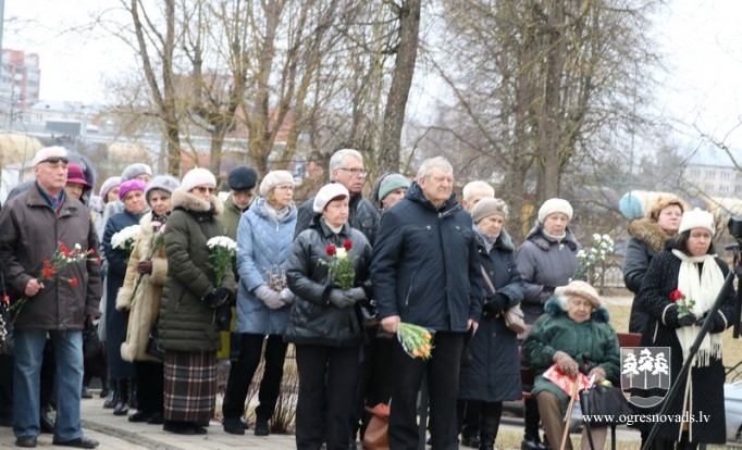 Ogrē piemin represiju upurus