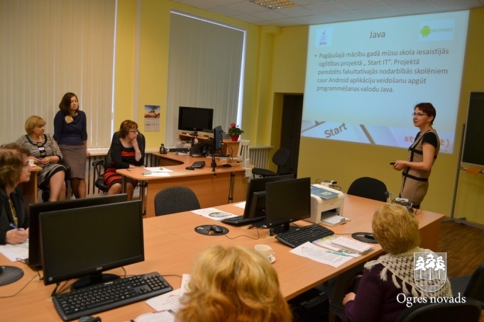 Kolēģi iepazīstas ar atbalsta personāla darba pieredzi Ogres 1.vidusskolā