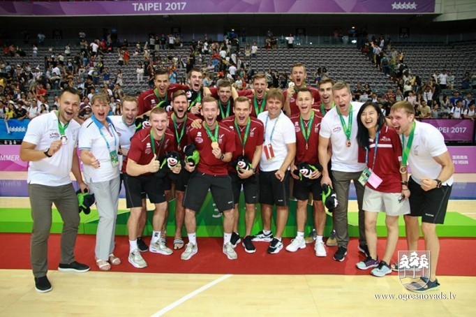 Basketbolists Sīpoliņš izcīna Universiādes bronzu