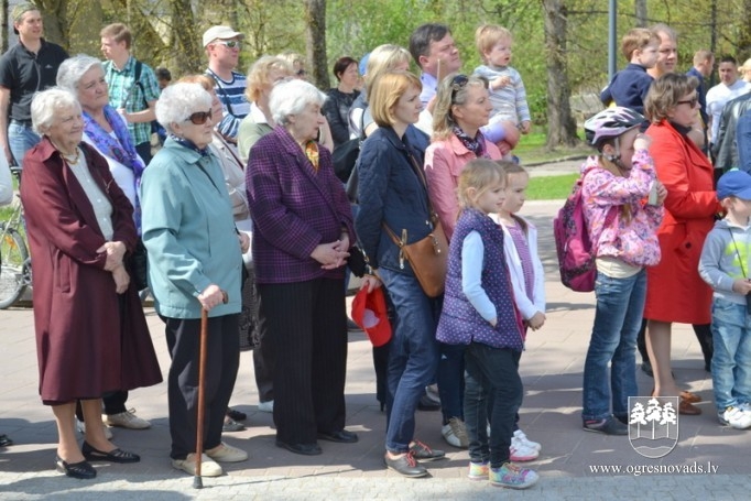 Ogrē svin Latvijas Neatkarības atjaunošanas dienu
