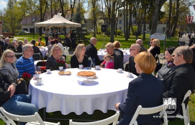 Ogrē svin Latvijas Neatkarības atjaunošanas dienu