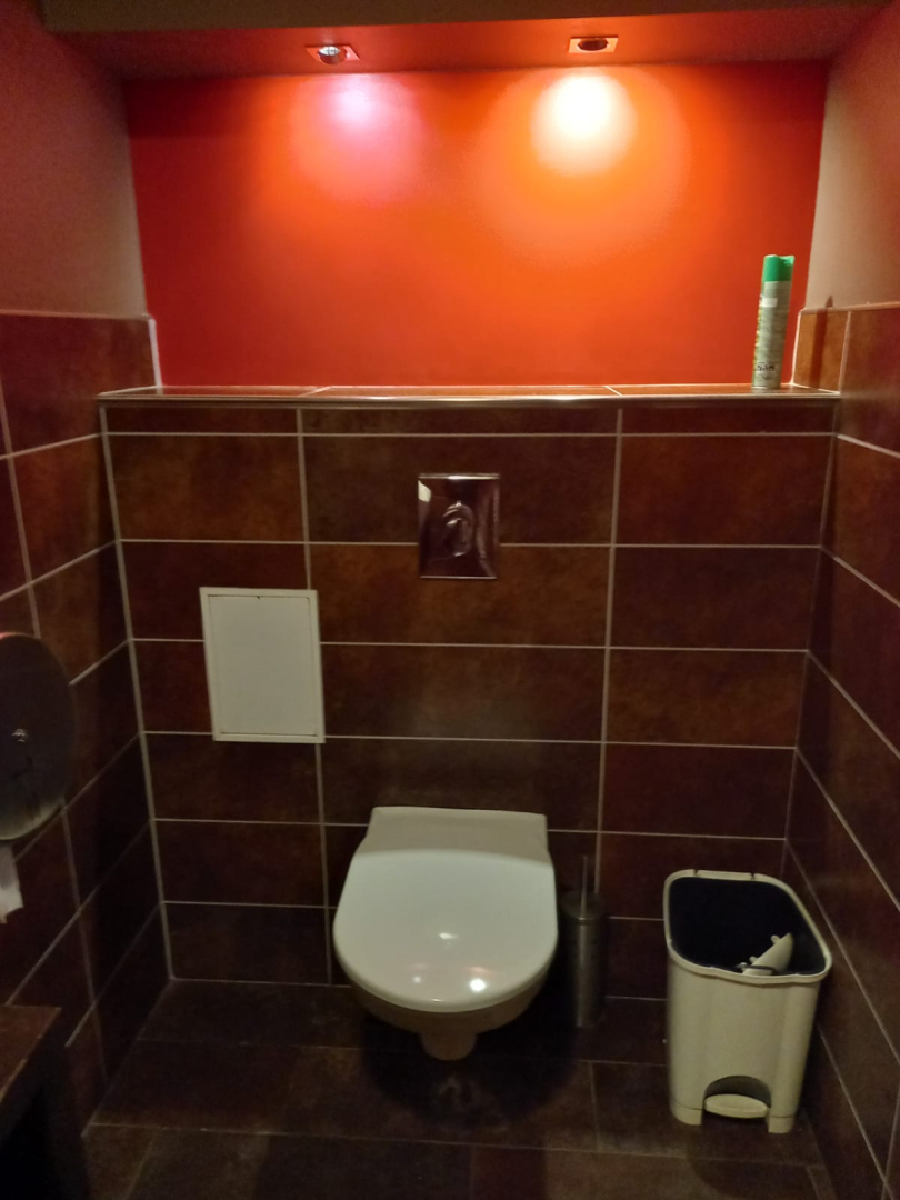 Nomas tiesību izsole kafejnīcas telpām Lielvārdes kultūras namā. Labierīcības