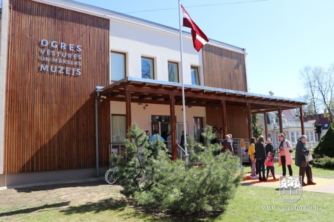 Latvijas Neatkarības atjaunošanas diena Ogrē