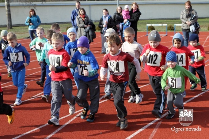 Mūsu soļotājiem uzvaras sacensībās "Aprill – Aprill 2014"