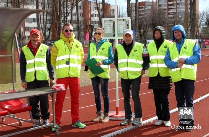 Mūsu soļotājiem uzvaras sacensībās "Aprill – Aprill 2014"