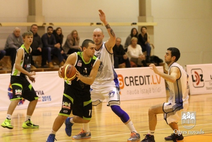 BK "Ogre" rezultatīvā cīņā pieveic bukus