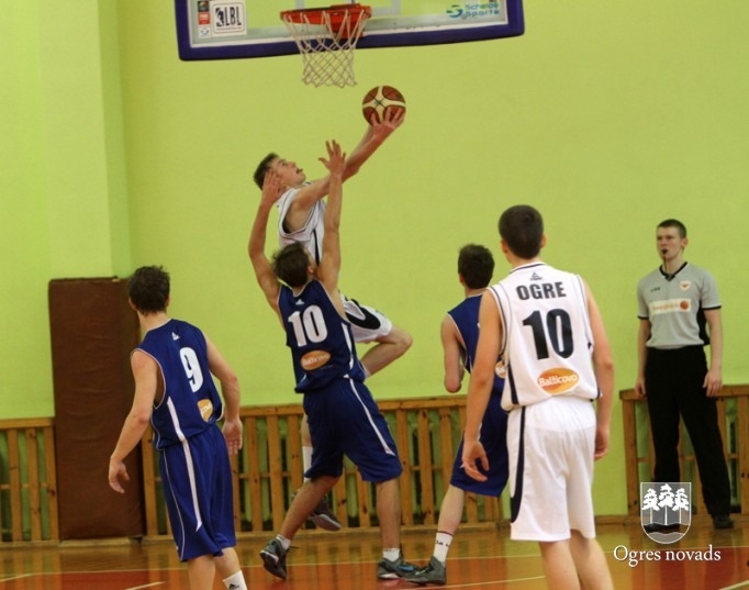 Ogres basketbolistiem bronza starptautiskā turnīrā