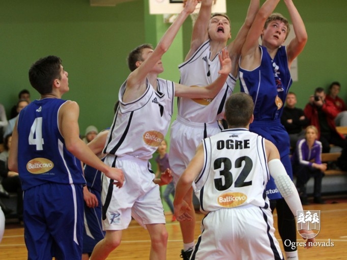 Ogres basketbolistiem bronza starptautiskā turnīrā