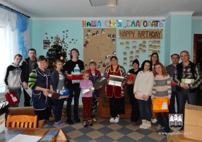Akcijā “Brīnumu takas” brīnumu kastes nogādātas bāreņiem Ukrainā