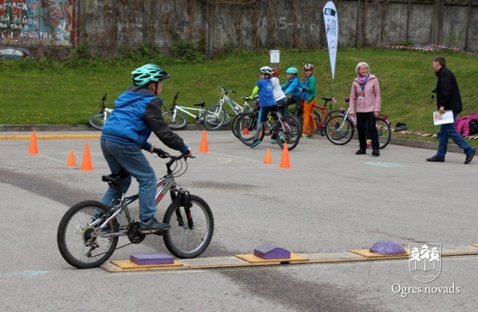 CSDD jauno velosipēdistu sacensībās Ogrē triumfē ikšķilieši