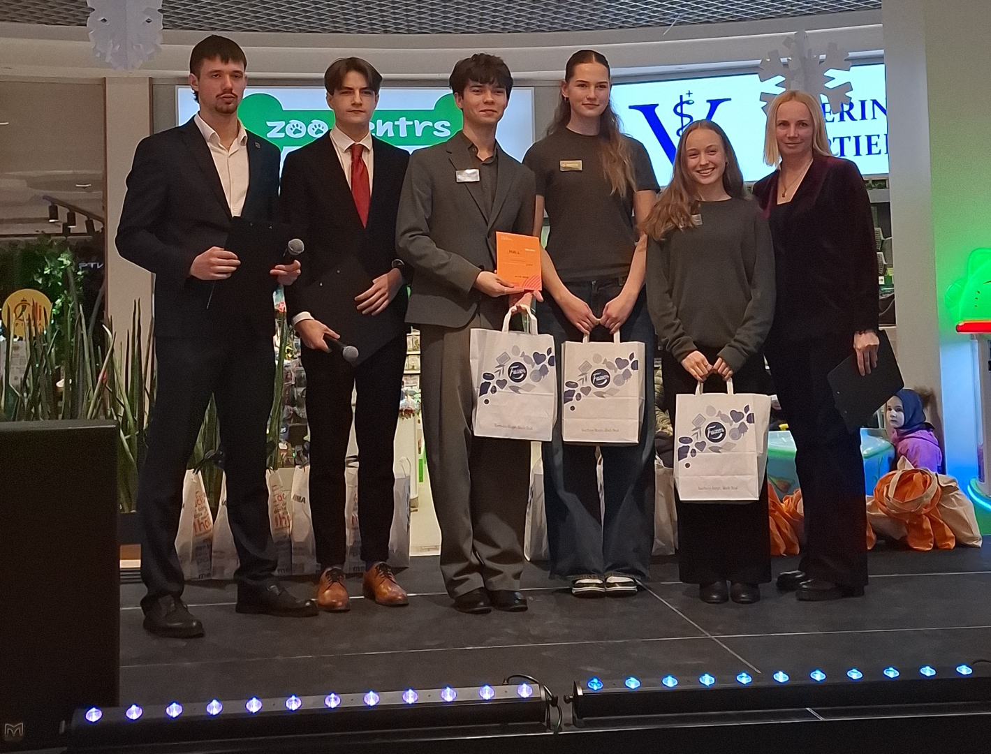 CITS BAZĀRS 2026 OGRĒ noskaidroti labākie skolēnu mācību uzņēmumi