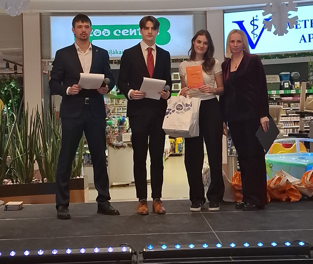 CITS BAZĀRS 2026 OGRĒ noskaidroti labākie skolēnu mācību uzņēmumi