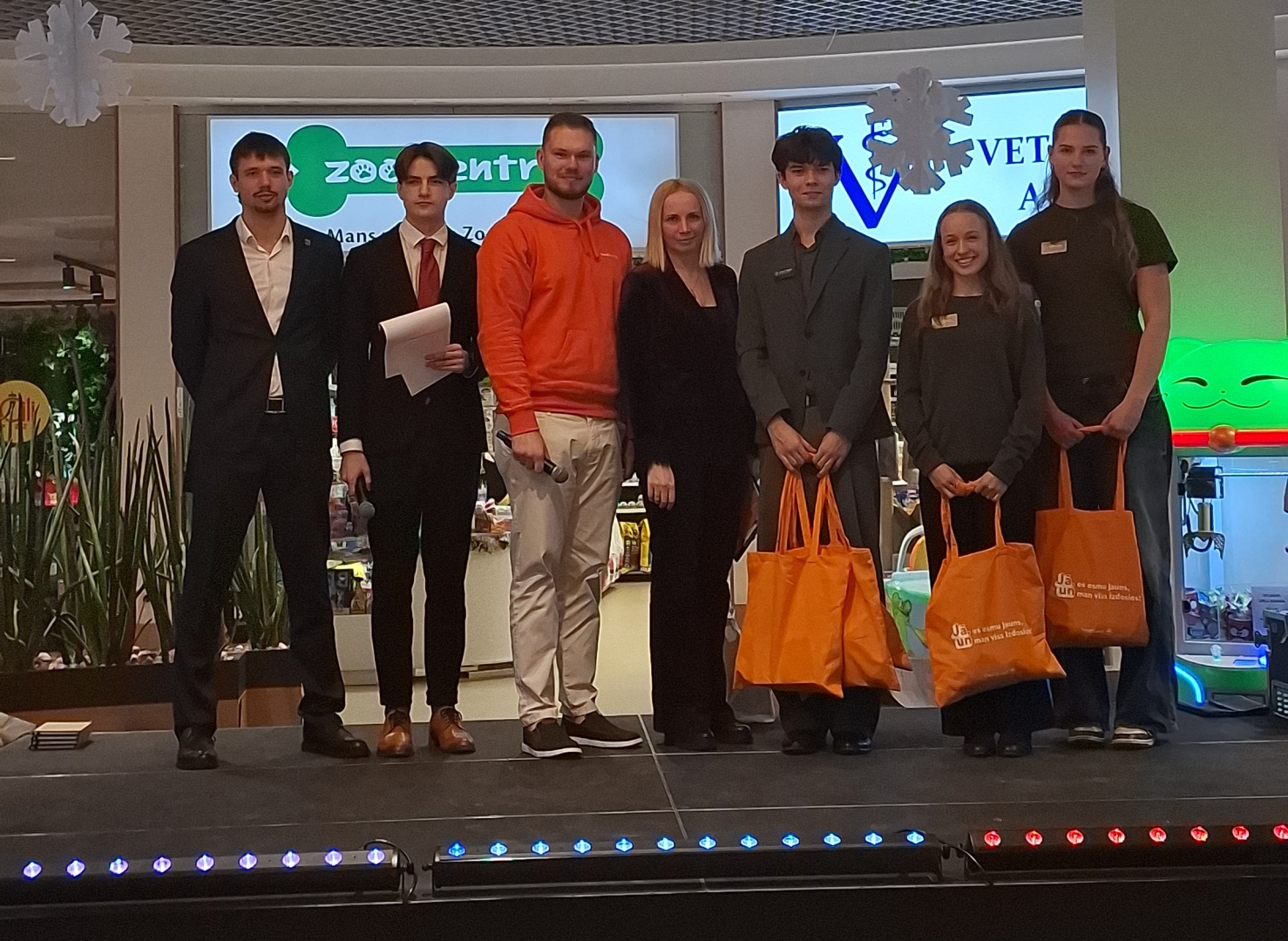 CITS BAZĀRS 2026 OGRĒ noskaidroti labākie skolēnu mācību uzņēmumi