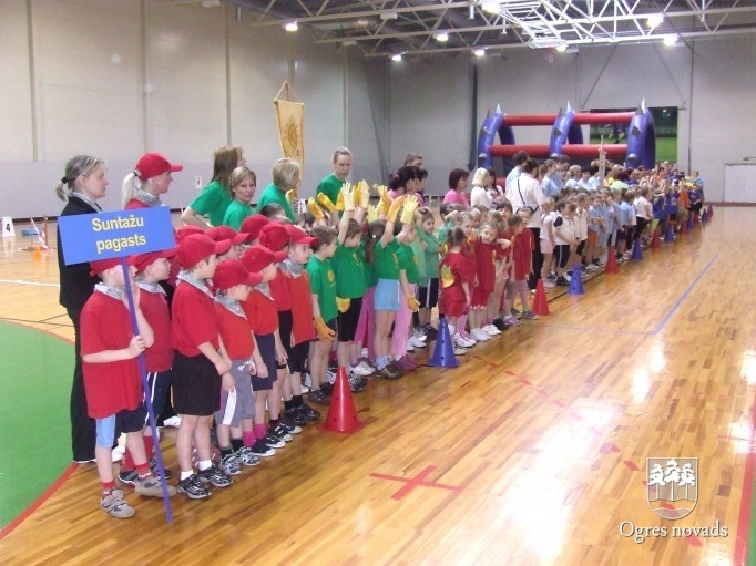 Bērnudārzniekiem sporta svētki