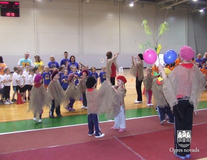 Bērnudārzniekiem sporta svētki