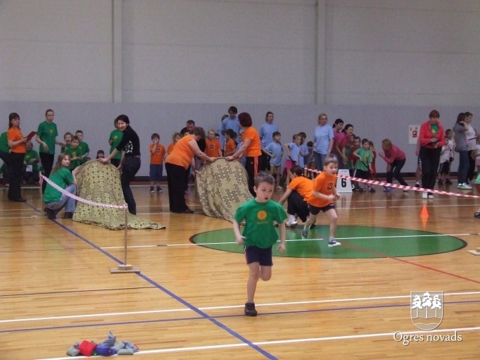 Bērnudārzniekiem sporta svētki