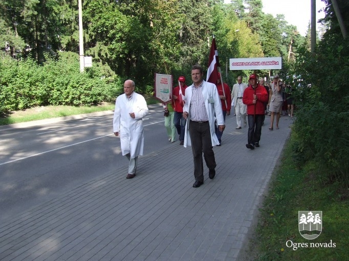 Ogres rajona slimnīca piedalās protesta akcijā