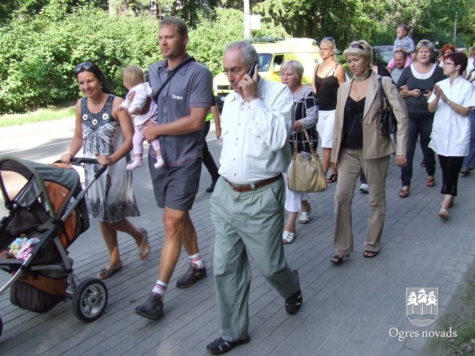 Ogres rajona slimnīca piedalās protesta akcijā