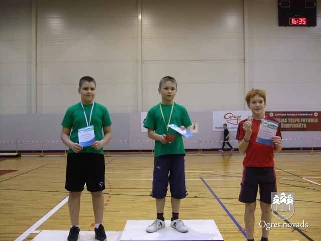 Mūsu jaunajiem vieglatlētiem 12 medaļas