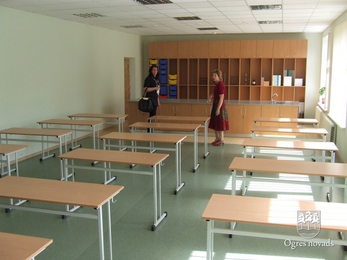 Pirms jaunā mācību gada iepazīstas ar skolās paveikto