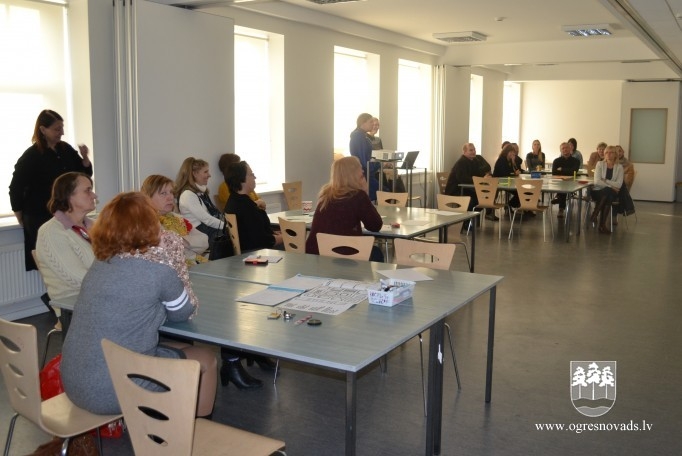 Noslēdzies semināru cikls “Dizains un radošā iniciatīva” Ogres Mākslas skolā