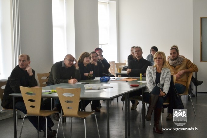 Noslēdzies semināru cikls “Dizains un radošā iniciatīva” Ogres Mākslas skolā