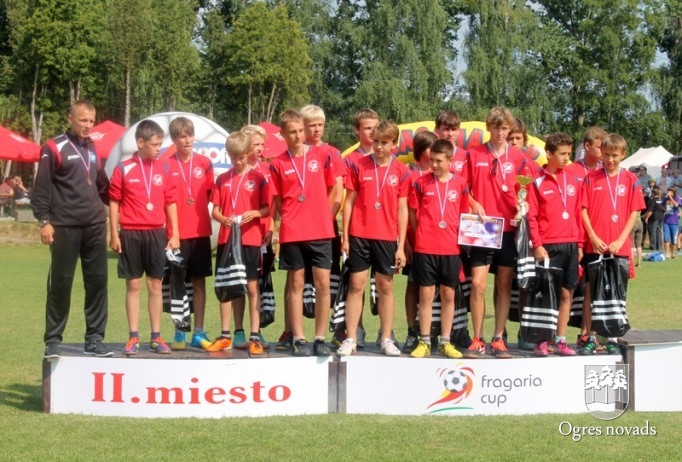 Ogres jaunajiem futbolistiem 2. vieta "Fragaria cup" turnīrā Slovākijā