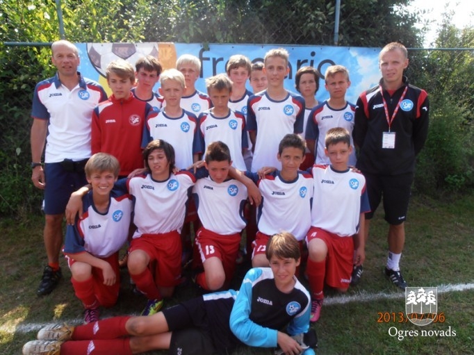 Ogres jaunajiem futbolistiem 2. vieta "Fragaria cup" turnīrā Slovākijā