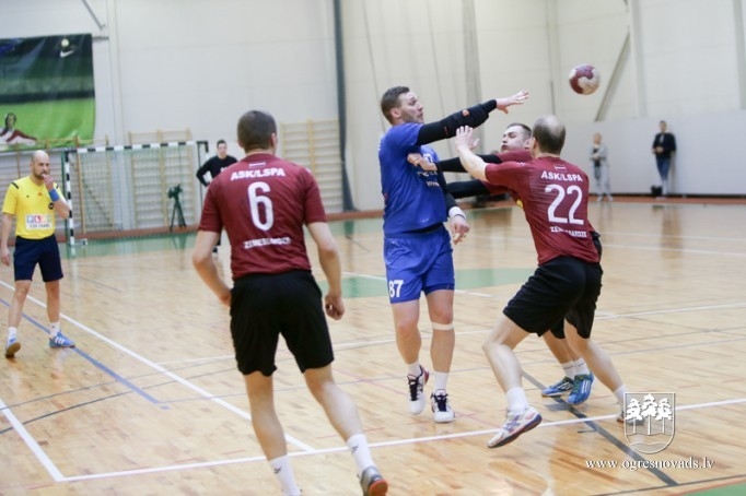 HK "Ogre/Miandum" uzvar "ASK/LSPA" un iekļūst pusfinālā