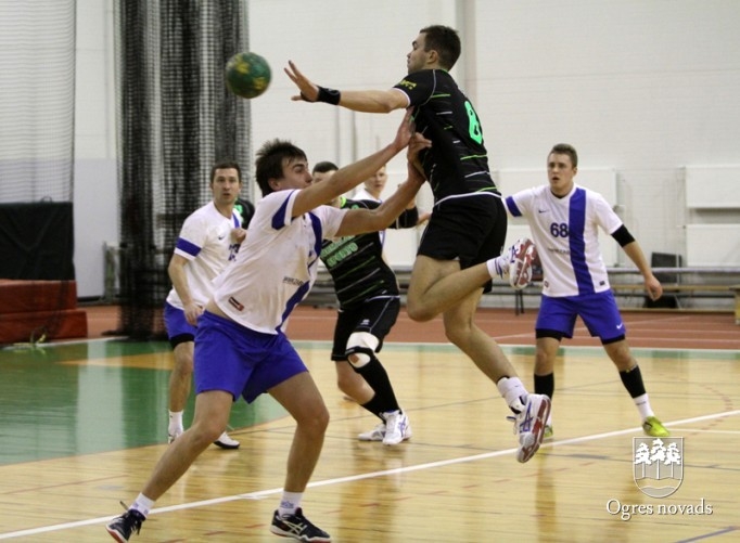 HK "Ogre" uzvar "Jūrmalas Sportu"