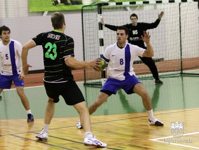 HK "Ogre" uzvar "Jūrmalas Sportu"