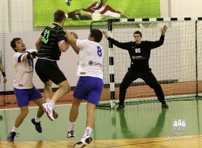 HK "Ogre" uzvar "Jūrmalas Sportu"